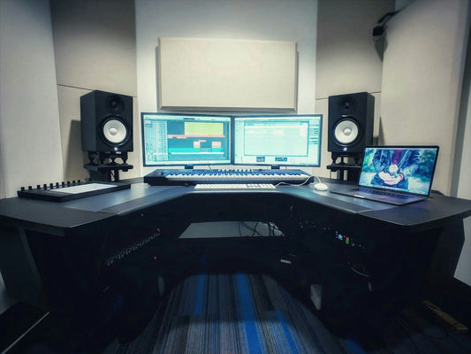 Mix Like a Pro: Top 6 Tips for Mixing with Reference Tracks